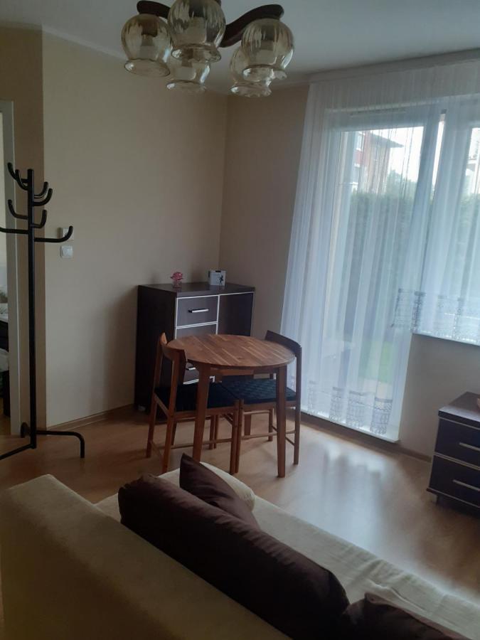 Sloneczny Apartament Z Malym Ogrodkiem Wejherowo Exterior photo